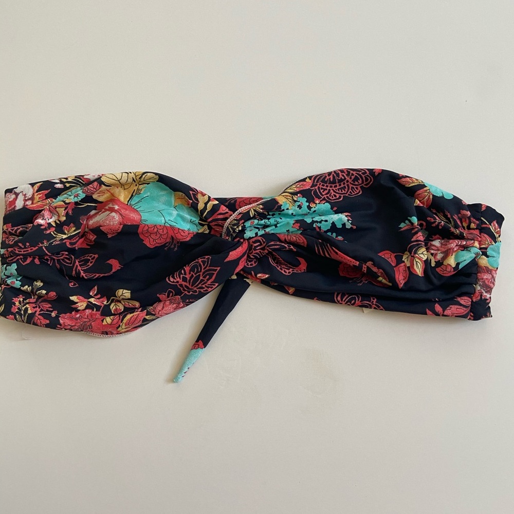 San Lorenzo bendaue tie top